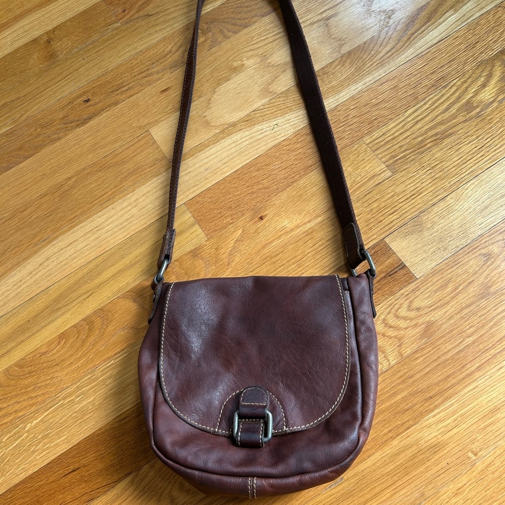 Timeless Brown Leather Crossbody Bag with Flap Design
